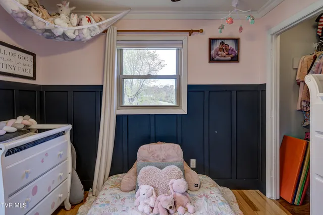 $430,000 | 335 Pleasant Hill Place, Bluff City, TN 37618