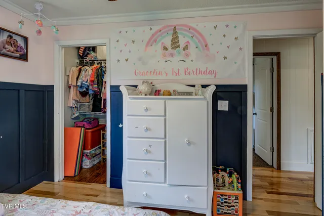 $430,000 | 335 Pleasant Hill Place, Bluff City, TN 37618