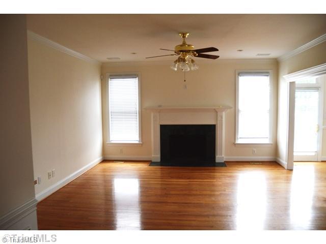 1611 Happy Hill Road Lexington, NC 27295 - Photo 3 of 15 Living Room.