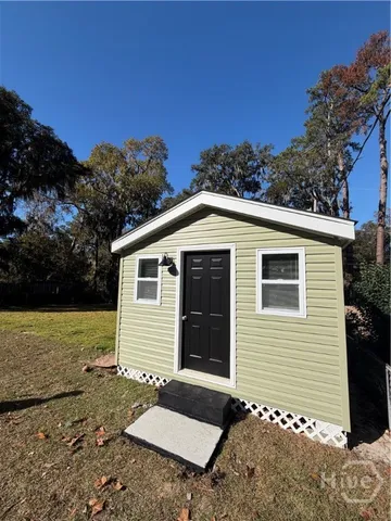 $1,900 | 28 Arthur Circle, Savannah, GA 31406