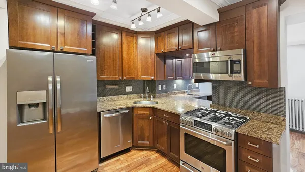 $5,615 | 1834 Massachusetts Avenue Southeast, Washington, DC 20003