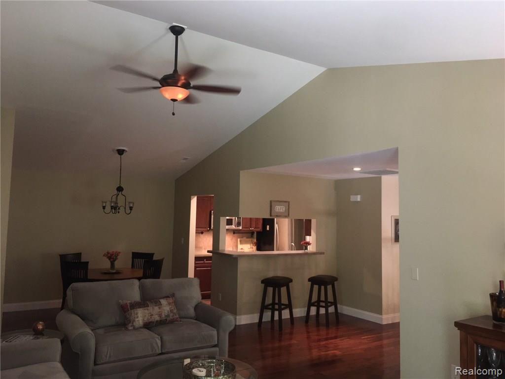 3625 Tremonte Circle Rochester, MI 48306 - Photo 5 of 43