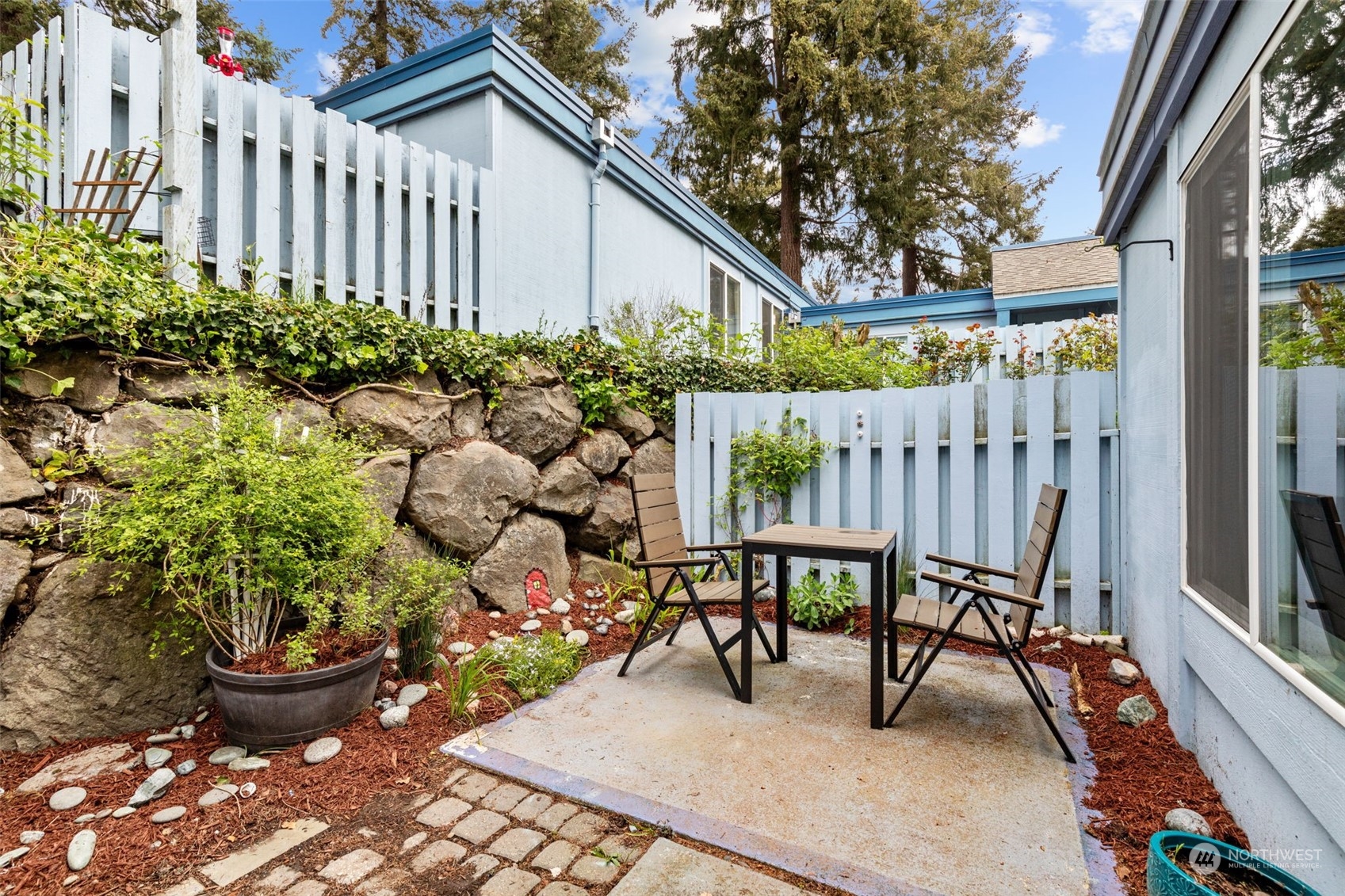 4308 Northeast Sunset Boulevard, Unit I3 Renton, WA 98059 - Photo 1 of 38 Gallery Image 1