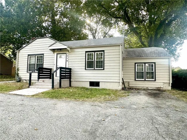 $222,900 | 2958 North 77th Street, Kansas City, KS 66109