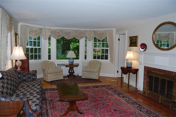 240 Rutledge Road Belmont, MA 02478 - Photo 7 of 14