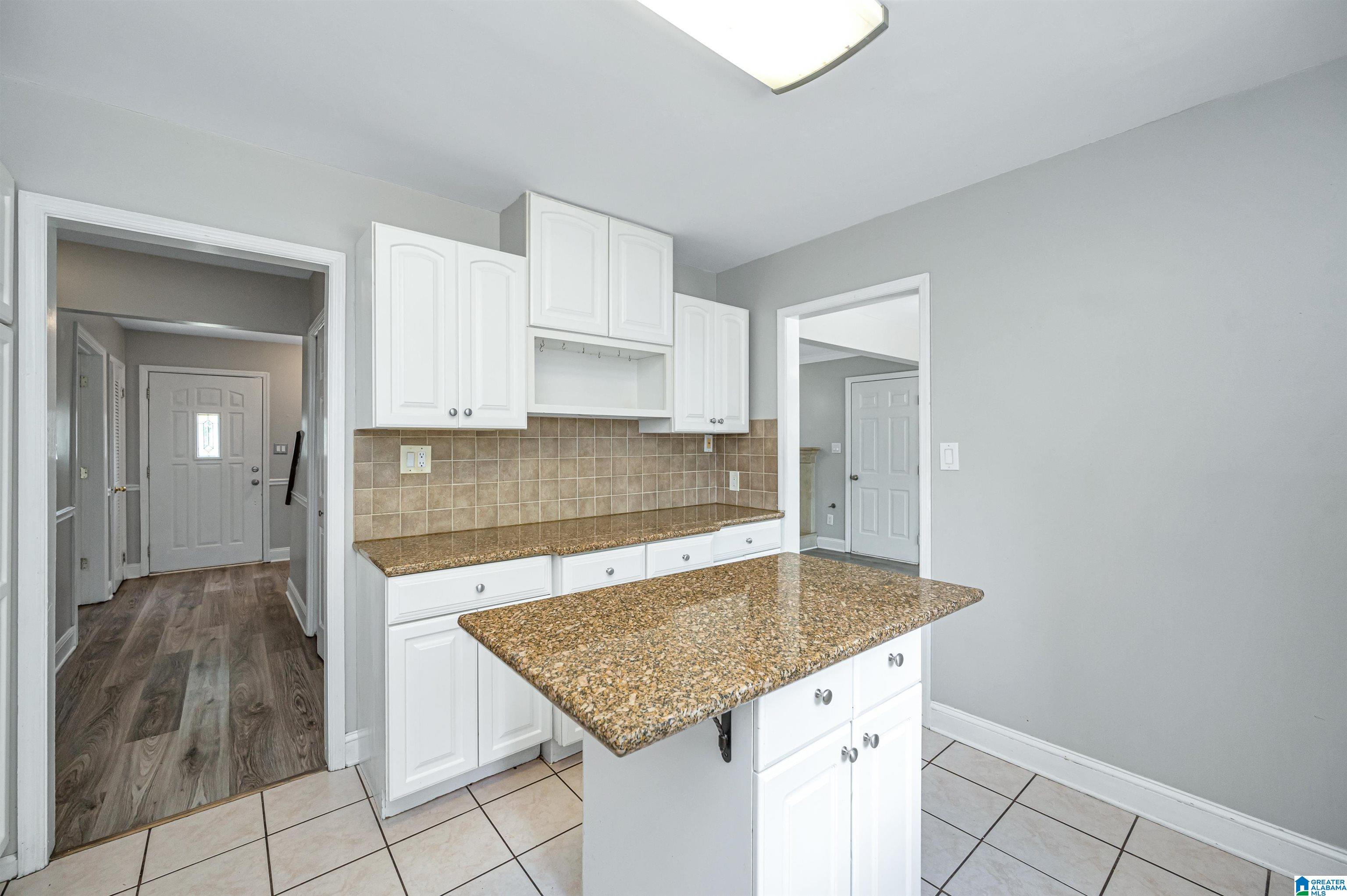 172 Winterhaven Drive Alabaster, AL 35007 - Photo 16 of 35