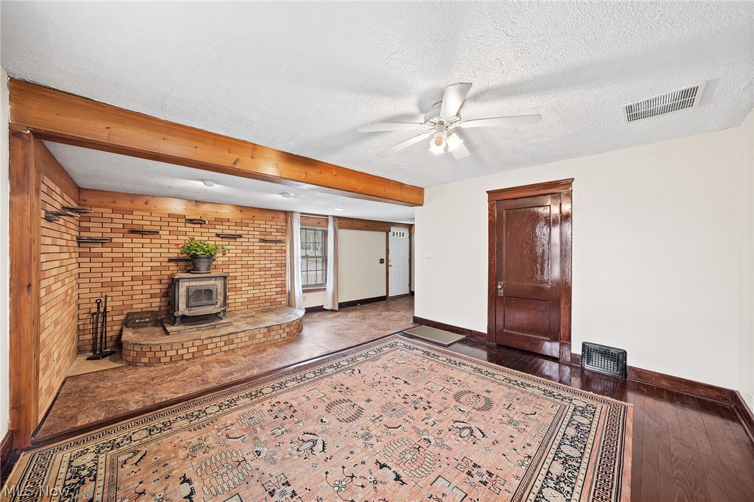 6485 Olde 8 Road Peninsula, OH 44264 - Photo 7 of 35