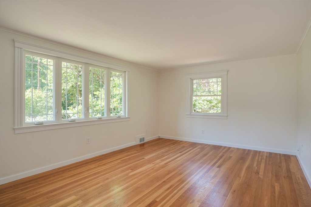 54 South Meadow Road Lancaster, MA 01523 - Photo 10 of 35 Gallery Image 10