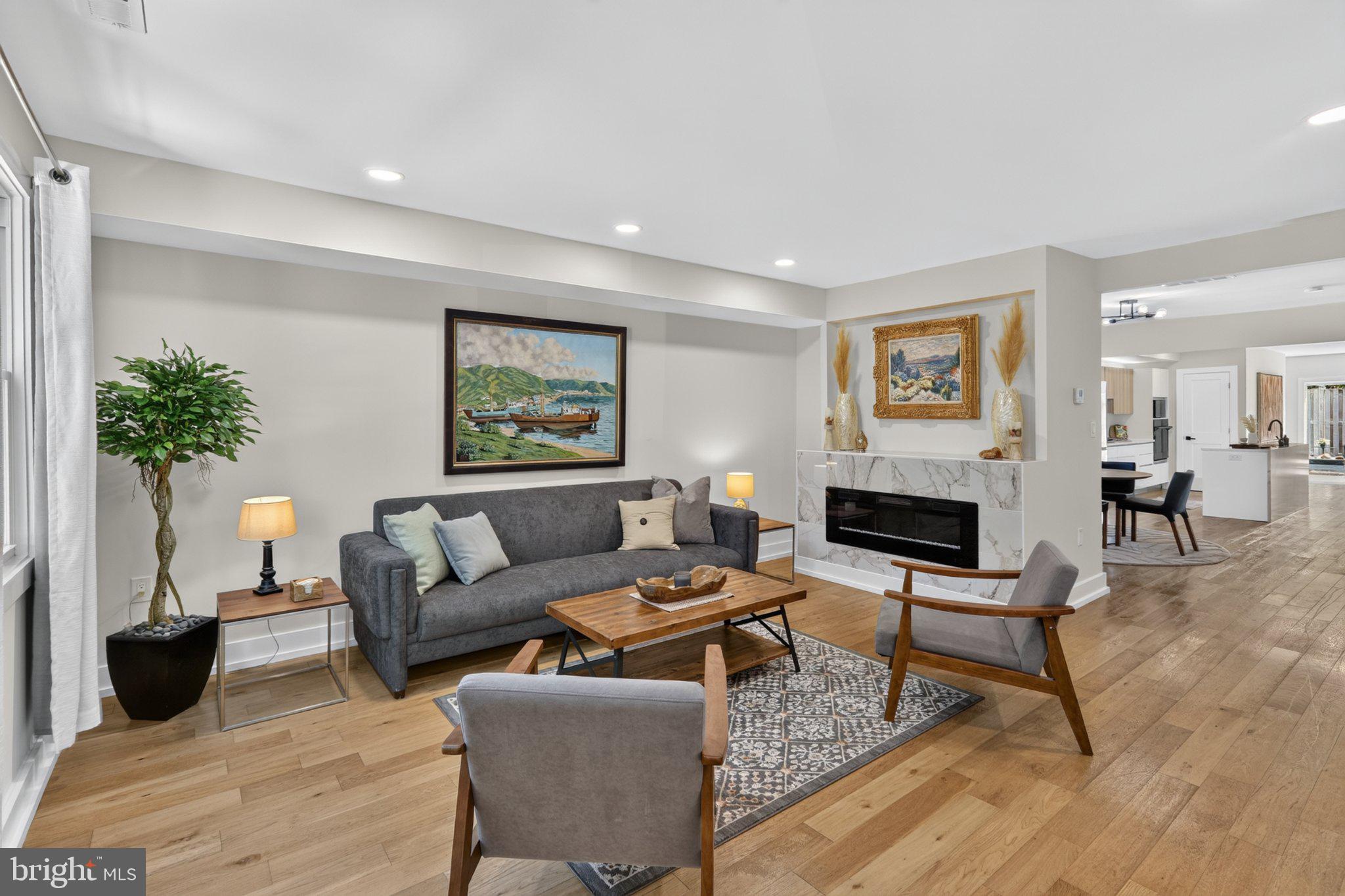 310 South Alfred Street Alexandria, VA 22314 - Photo 2 of 54 Gallery Image 2