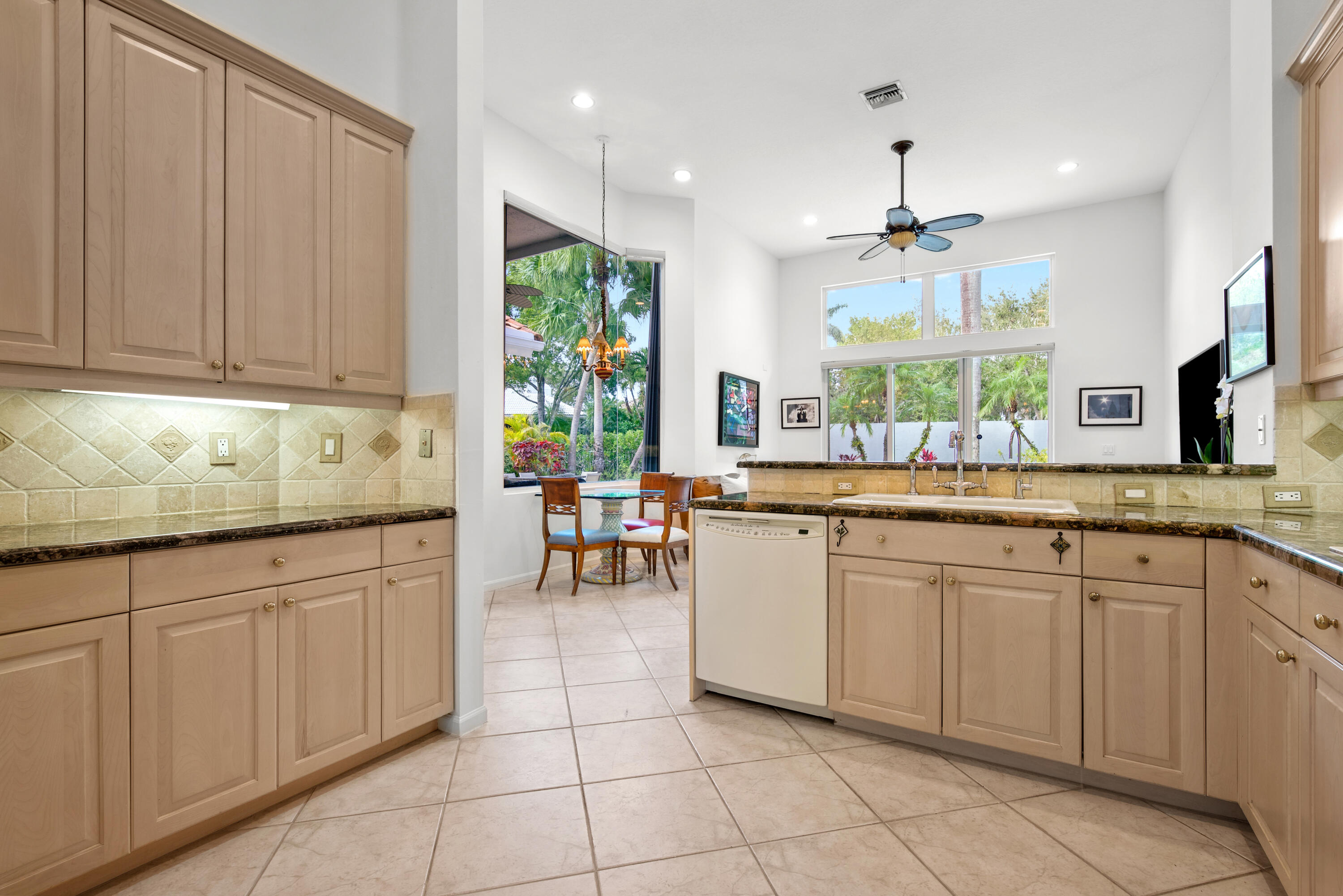 4190 Northwest 55th Place Boca Raton, FL 33496 - Photo 9 of 59 DSC_2911