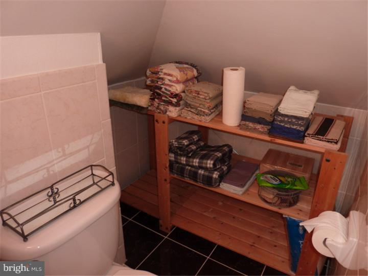 230 Rutledge Avenue Rutledge, PA 19070 - Photo 20 of 25 Bathroom