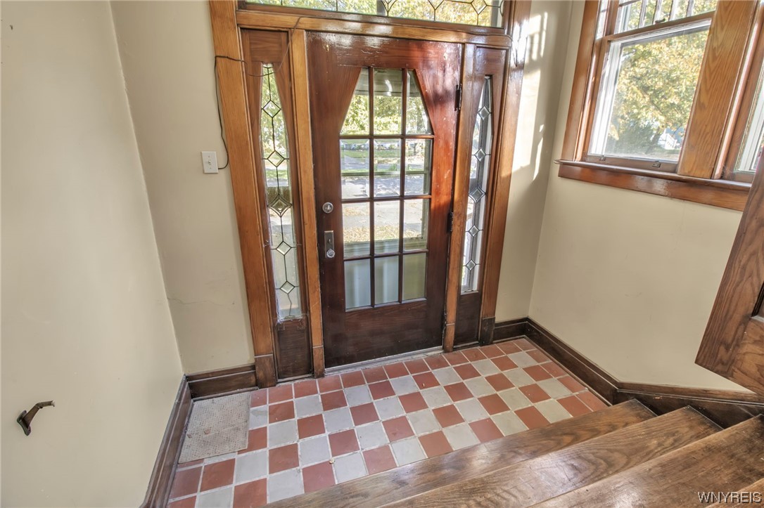 155 Harding Road Buffalo, NY 14220 - Photo 13 of 50