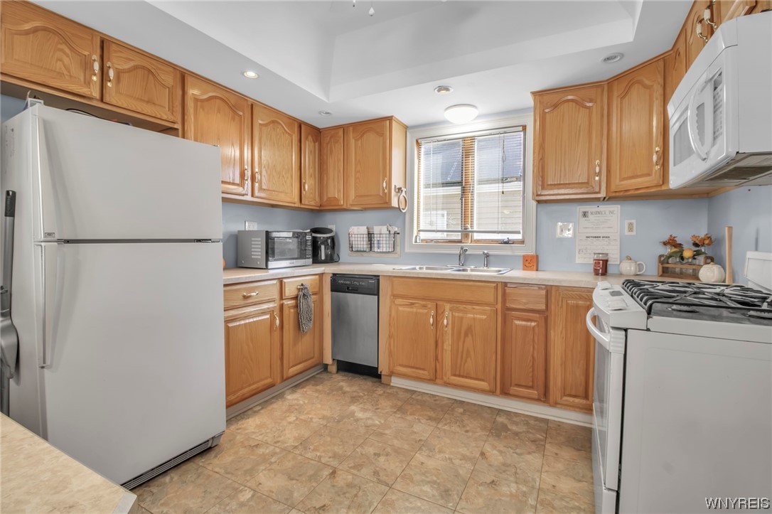 155 Harding Road Buffalo, NY 14220 - Photo 3 of 50