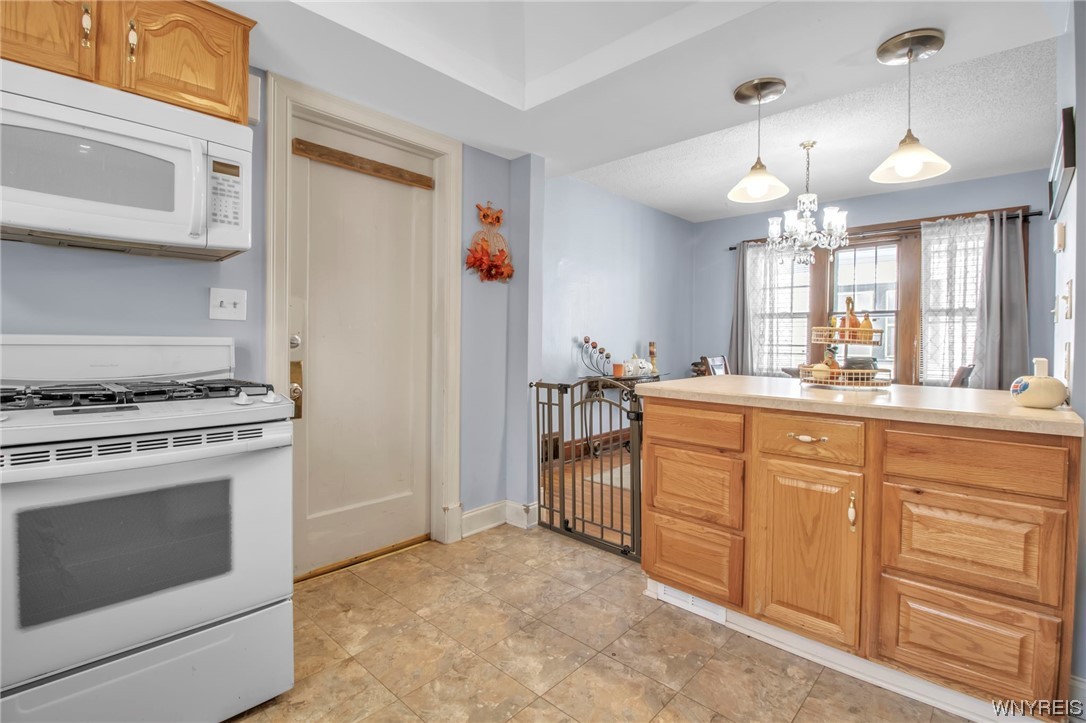 155 Harding Road Buffalo, NY 14220 - Photo 5 of 50