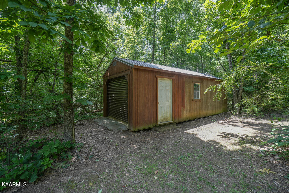 885 Cabe Road Greenback, TN 37742 - Photo 15 of 60 DSC07265