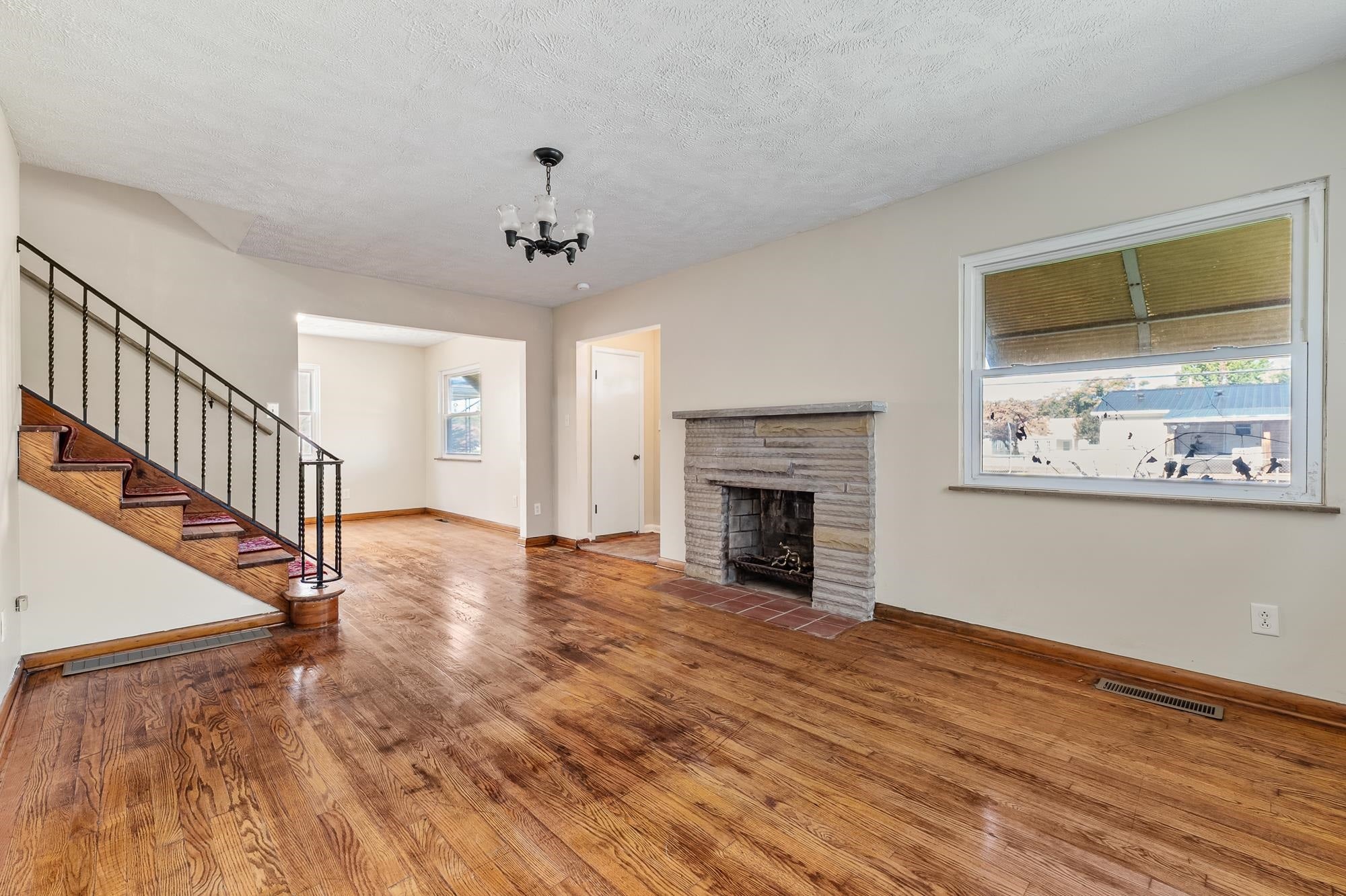 3203 Bradley Road Huntington, WV 25704 - Photo 4 of 27 Gallery Image 4