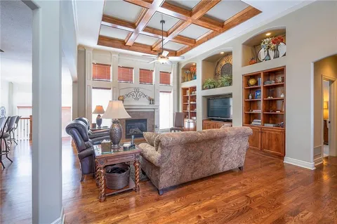 $575,000 | 7803 North Hull Avenue, Kansas City, MO 64151