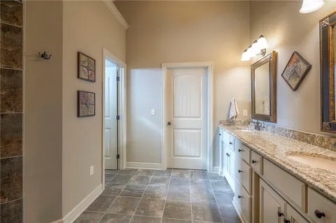 $575,000 | 7803 North Hull Avenue, Kansas City, MO 64151