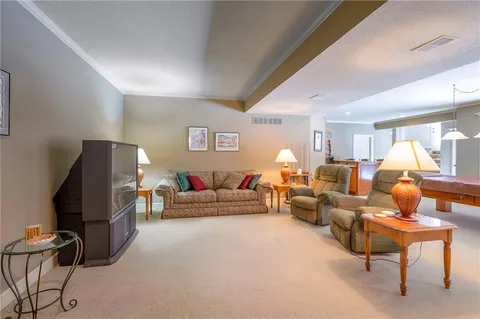 $575,000 | 7803 North Hull Avenue, Kansas City, MO 64151