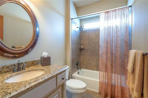 $575,000 | 7803 North Hull Avenue, Kansas City, MO 64151