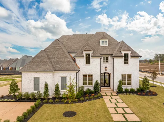 $1,049,511 | 318 Beckham Drive, Collierville, TN 38017