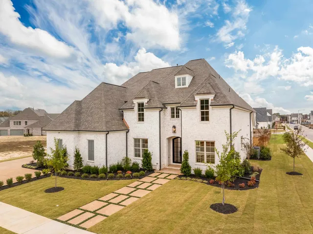 $1,049,511 | 318 Beckham Drive, Collierville, TN 38017