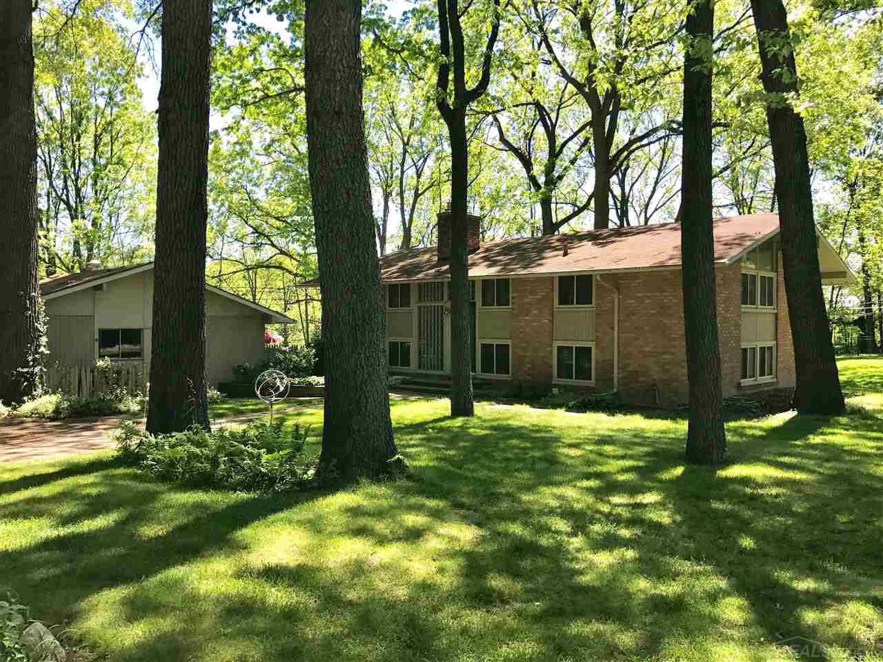 2961 Hillendale Drive Rochester Hills, MI 48309 - Photo 3 of 41