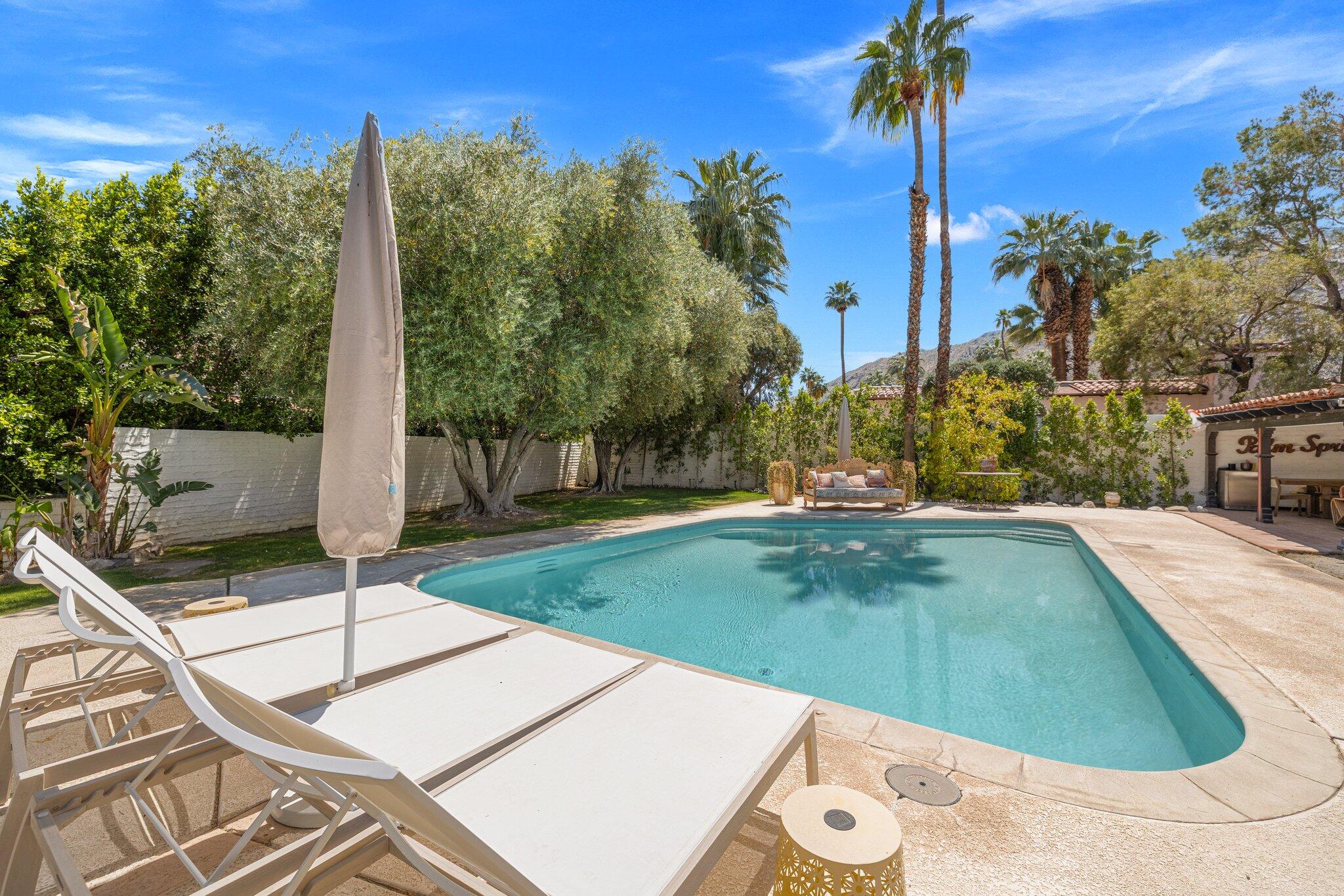 435 West Vereda Sur Palm Springs, CA 92262 - Photo 25 of 80 25-web-or-mls-2H8A4056