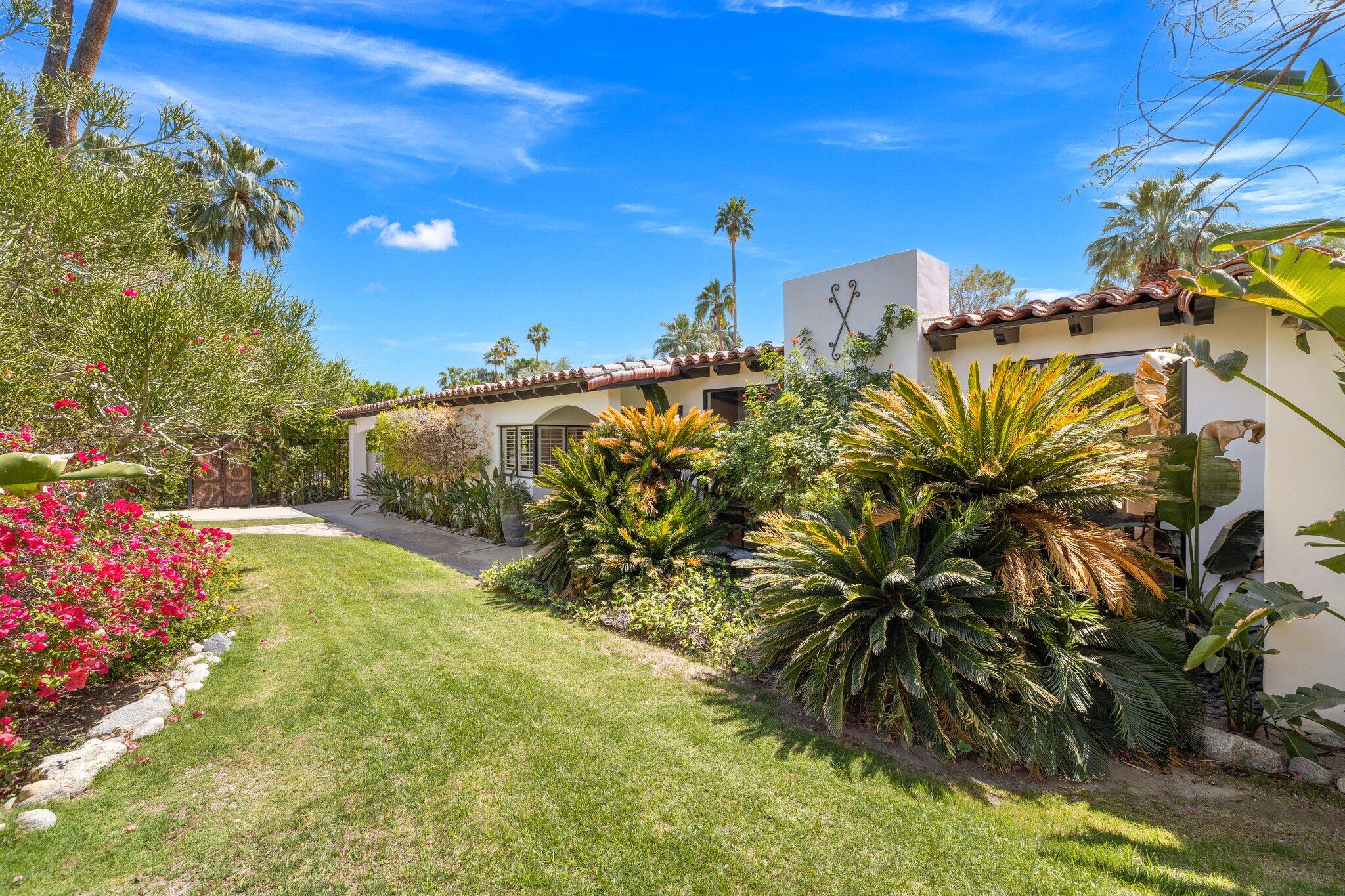 435 West Vereda Sur Palm Springs, CA 92262 - Photo 9 of 80 9-web-or-mls-2H8A4251