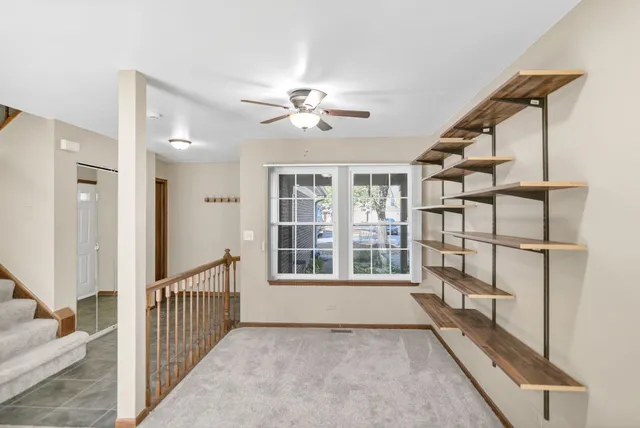 $2,700 | 2116 Glasgow Court, Unit 2116, Hanover Park, IL 60133