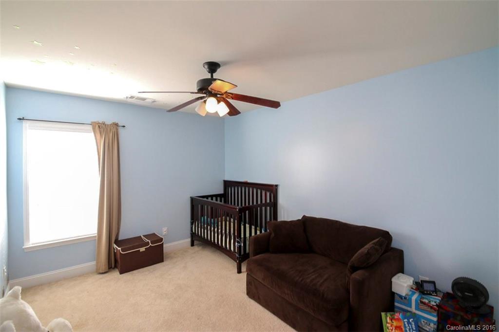 9506 Seamill Road Charlotte, NC 28278 - Photo 14 of 24 Gallery Image 14