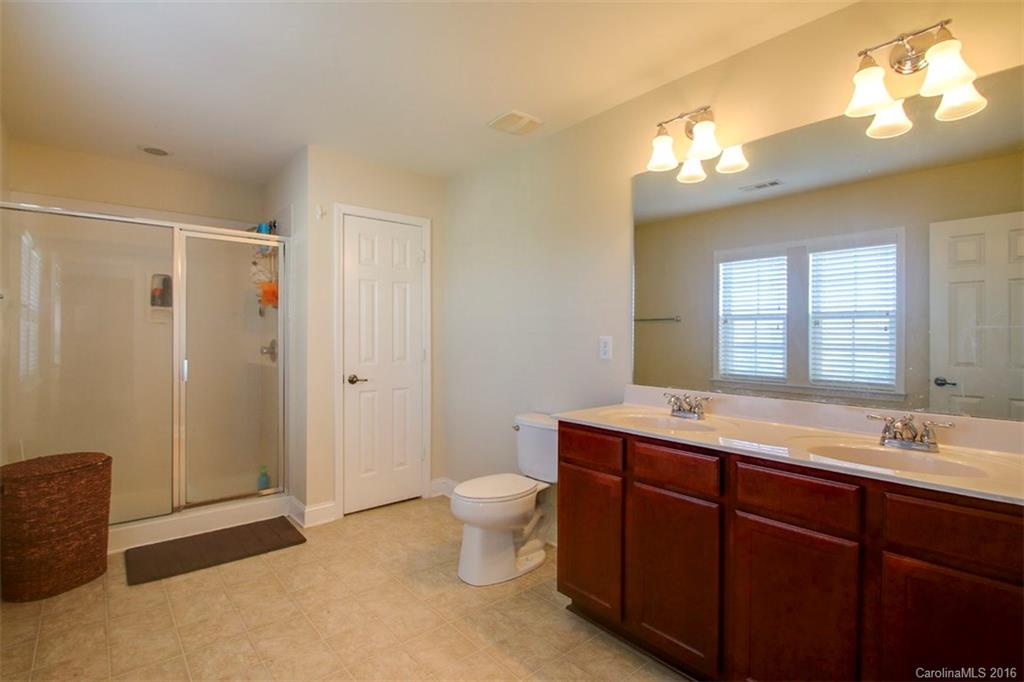 9506 Seamill Road Charlotte, NC 28278 - Photo 8 of 24 Gallery Image 8
