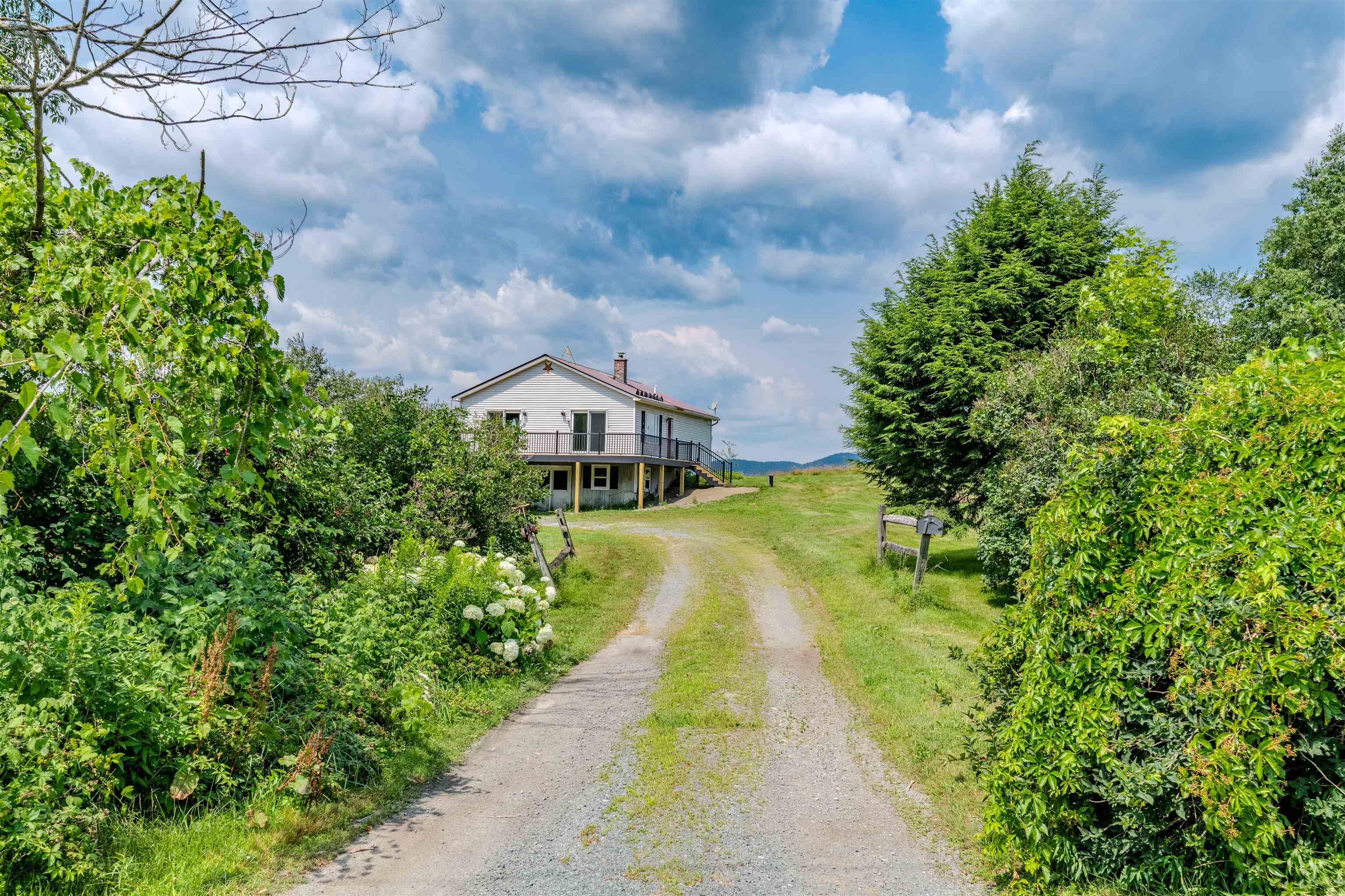 1875 Coppermine Road Monroe, NH 03771 - Photo 3 of 31