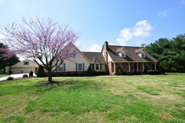 5129 Baker Road Murfreesboro, TN 37129 - Photo 1 of 20 Beautiful home - inside and out!