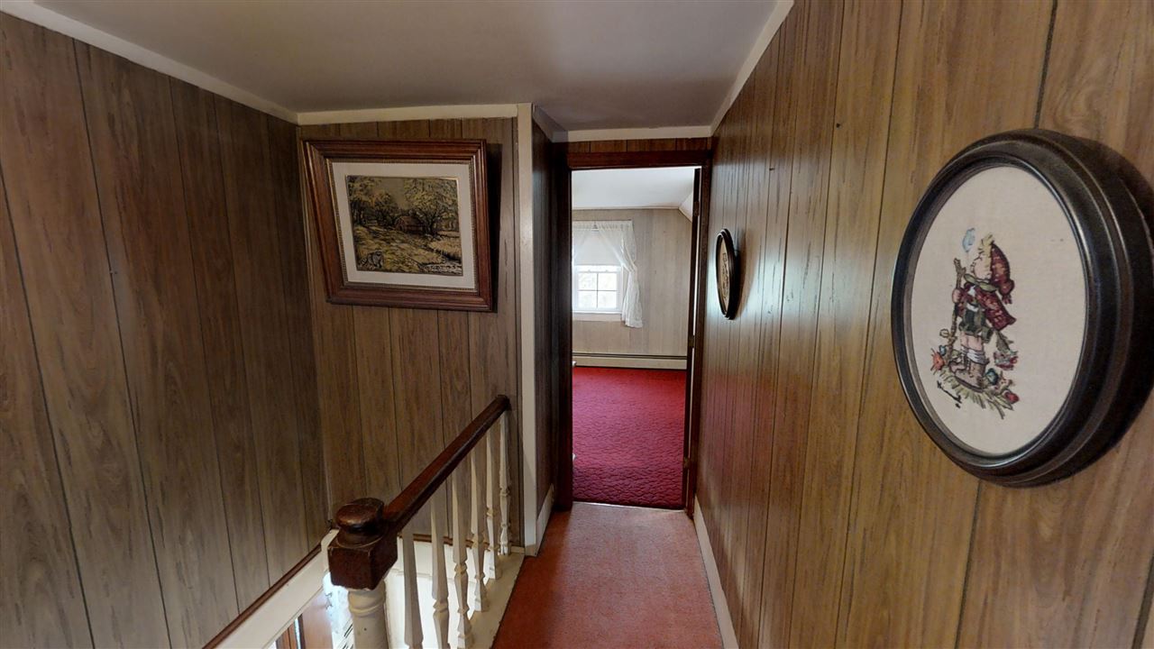 106 Robinson Road Hudson, NH 03051 - Photo 19 of 39 Gallery Image 19