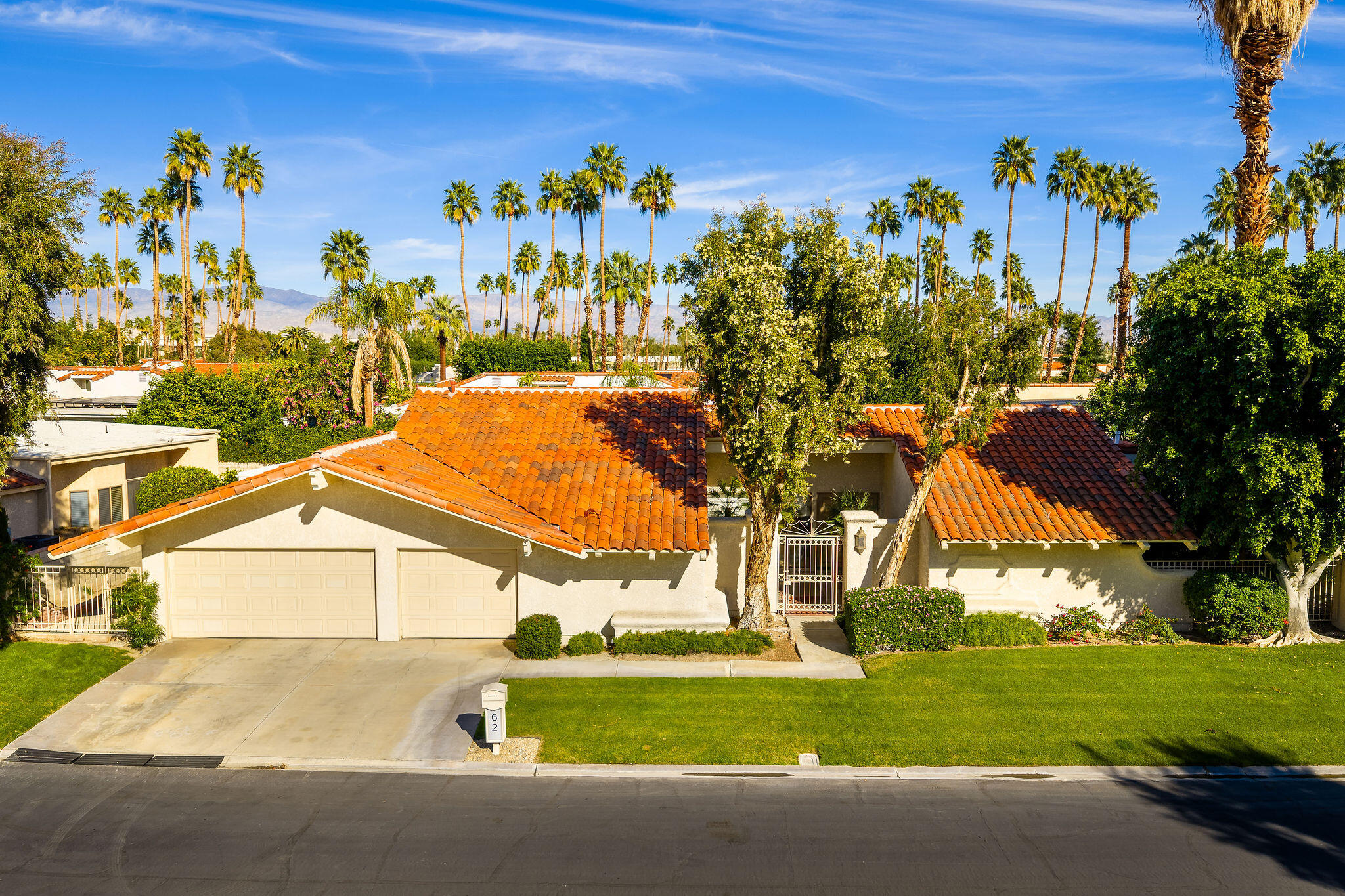 62 Sierra Madre Way Rancho Mirage, CA 92270 - Photo 41 of 46 a view of a houses with a park