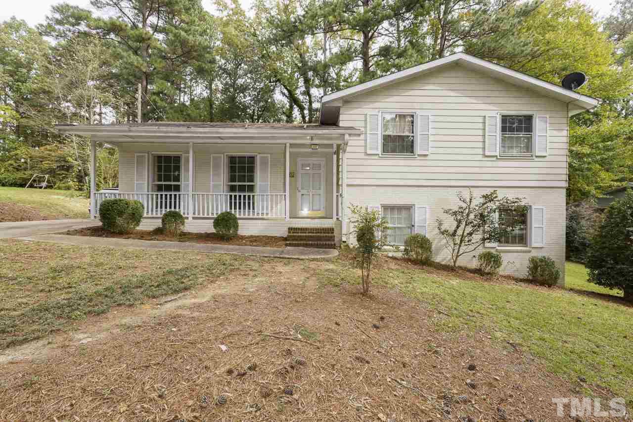 402 Hillcrest Road Apex, NC 27502 - Photo 1 of 15 Gallery Image 1