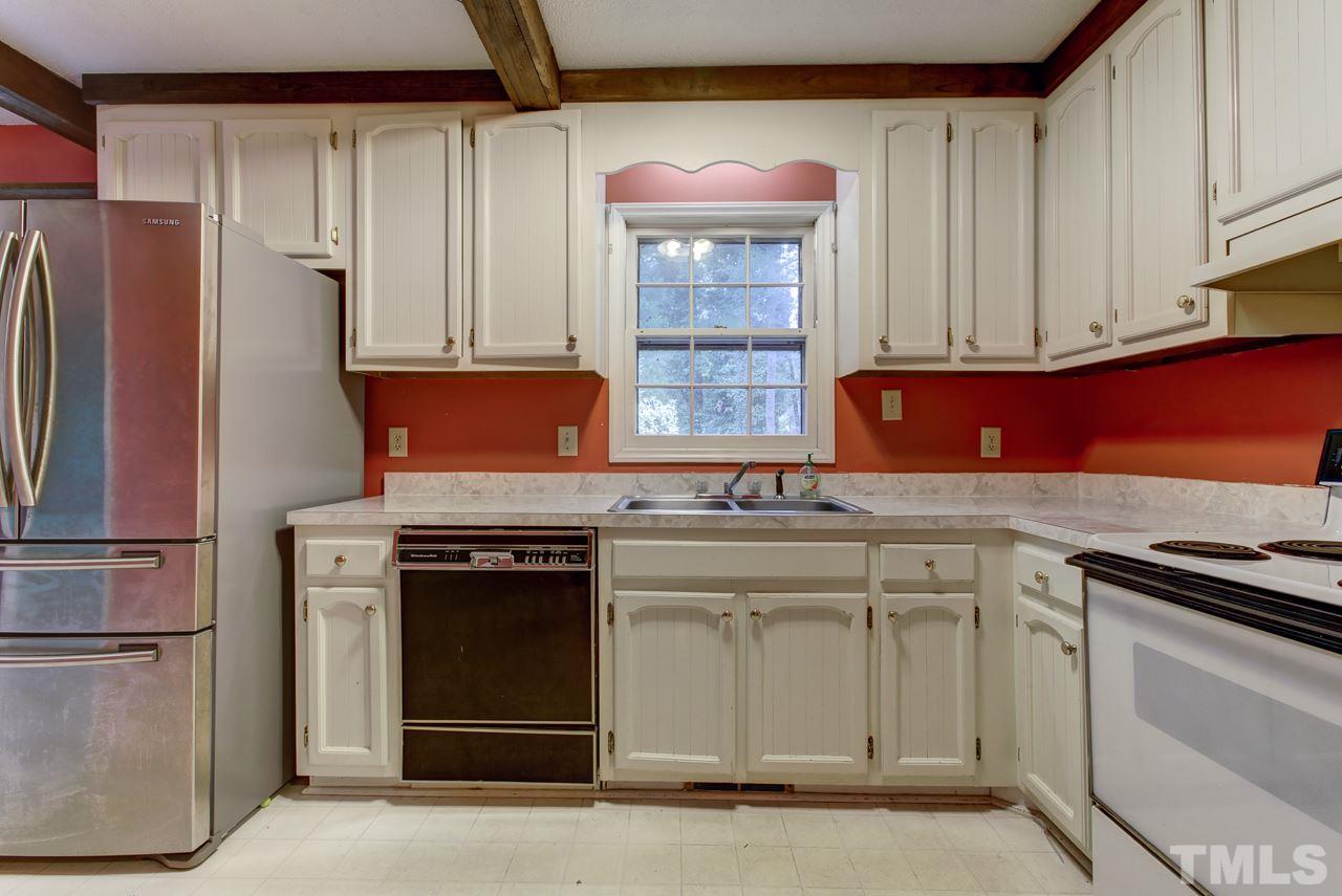 402 Hillcrest Road Apex, NC 27502 - Photo 12 of 15 Gallery Image 12