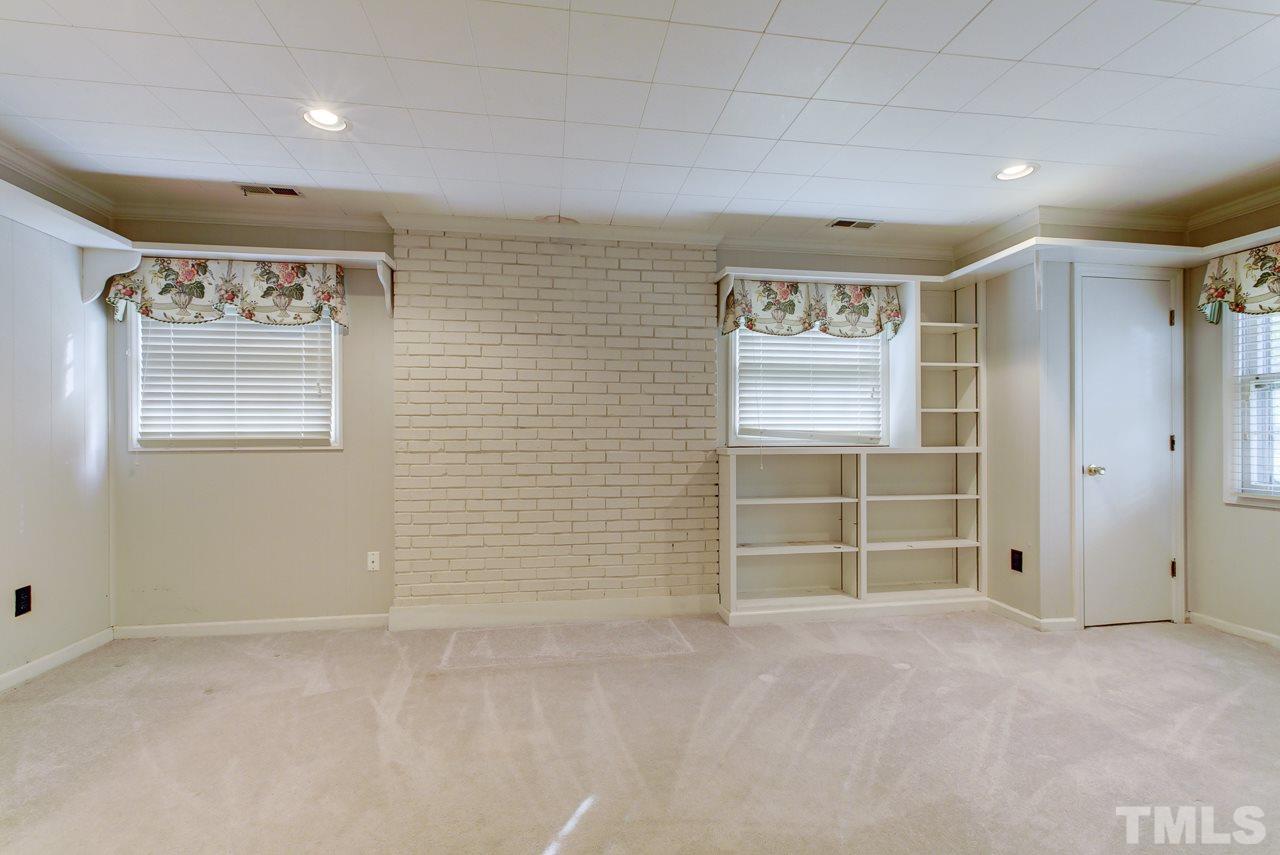 402 Hillcrest Road Apex, NC 27502 - Photo 13 of 15 Gallery Image 13