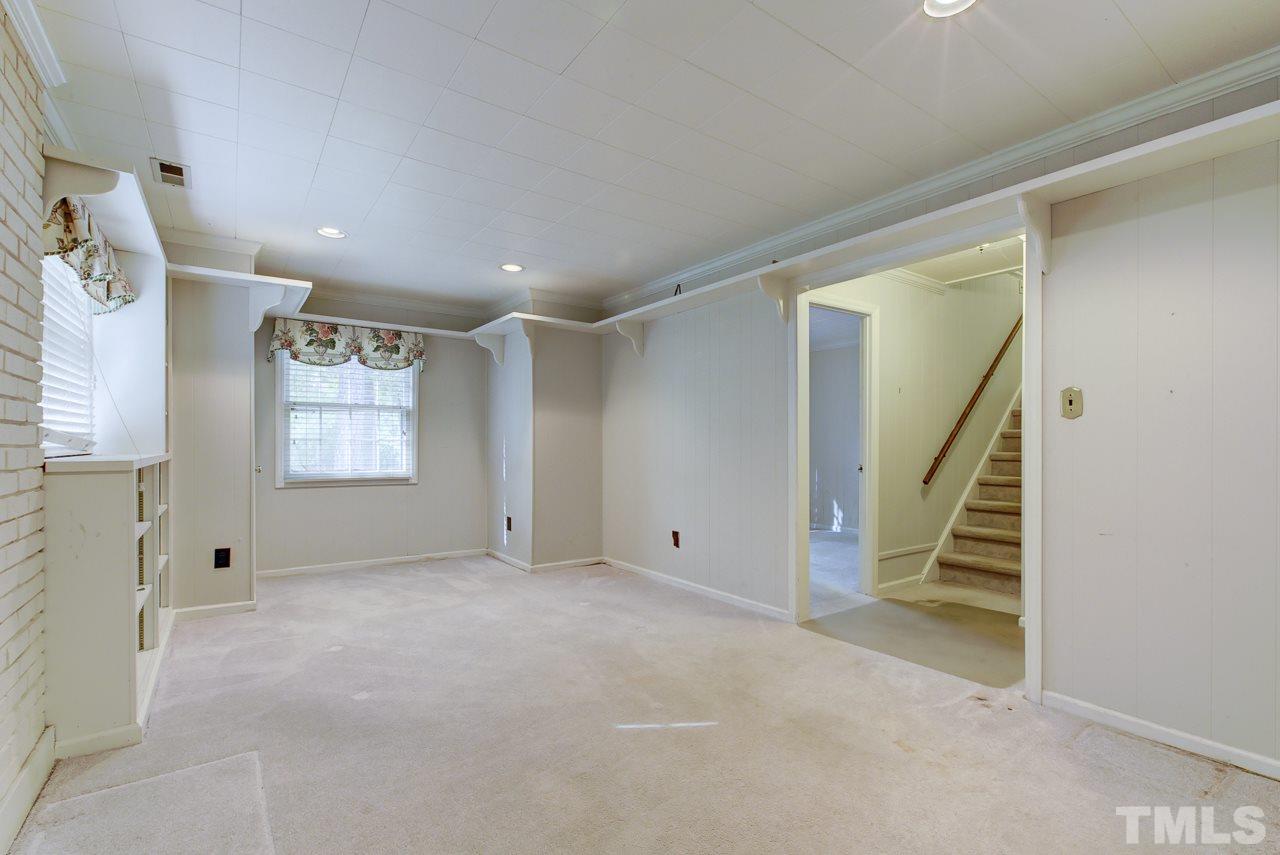402 Hillcrest Road Apex, NC 27502 - Photo 14 of 15 Gallery Image 14