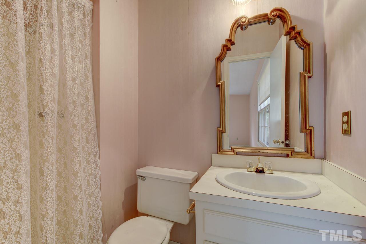 402 Hillcrest Road Apex, NC 27502 - Photo 15 of 15 Gallery Image 15