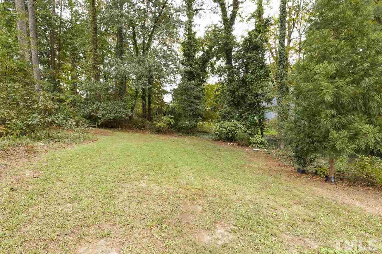 402 Hillcrest Road Apex, NC 27502 - Photo 4 of 15 Gallery Image 4