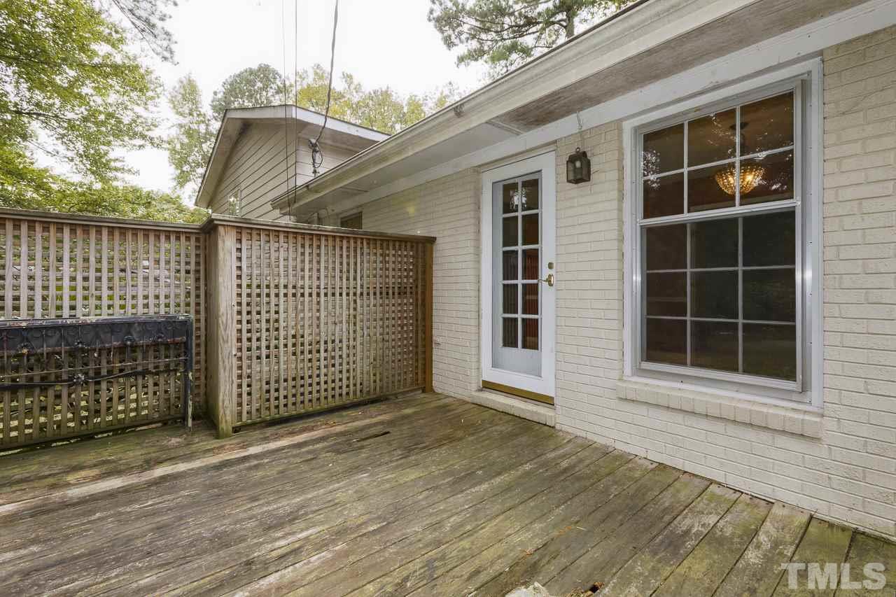 402 Hillcrest Road Apex, NC 27502 - Photo 6 of 15 Gallery Image 6
