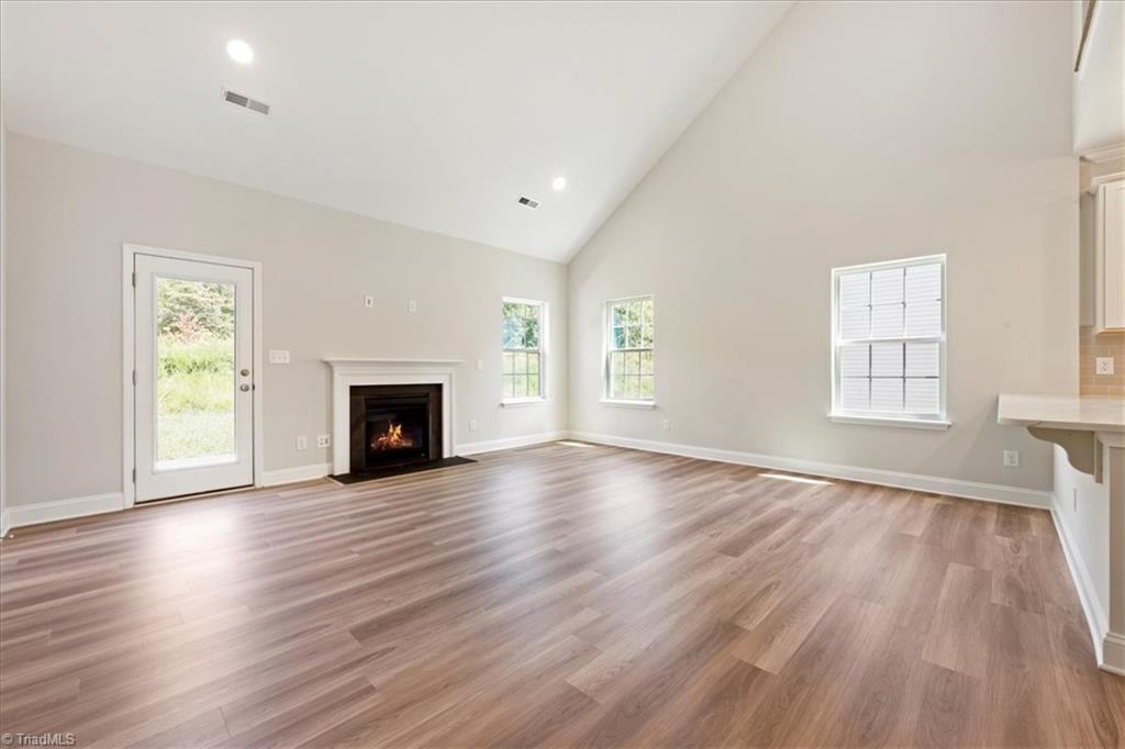 4098 Stallion Street High Point, NC 27262 - Photo 13 of 30 Gallery Image 13