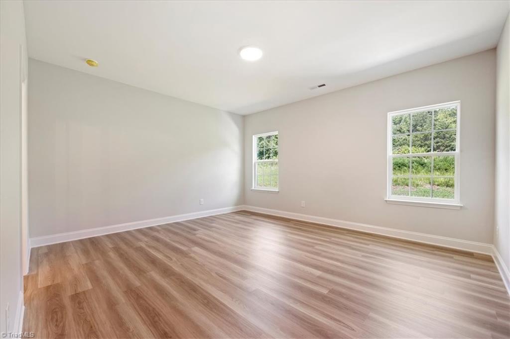 4098 Stallion Street High Point, NC 27262 - Photo 15 of 30 Gallery Image 15