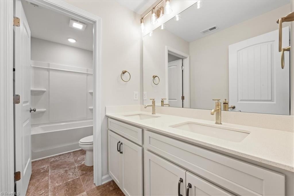 4098 Stallion Street High Point, NC 27262 - Photo 24 of 30 Gallery Image 24