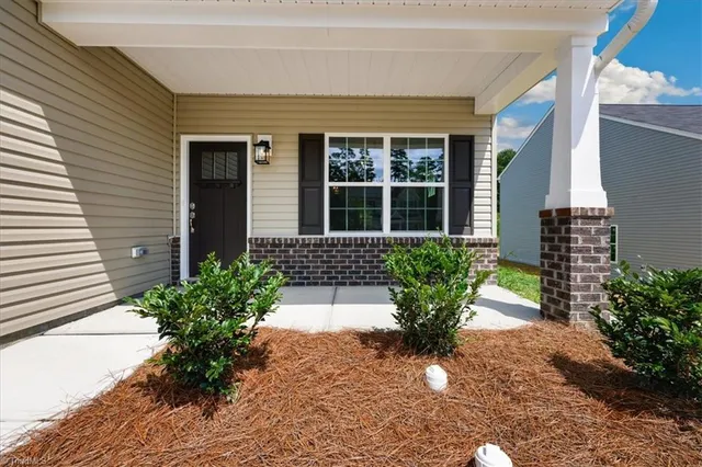 $409,700 | 4098 Stallion Street, High Point, NC 27262