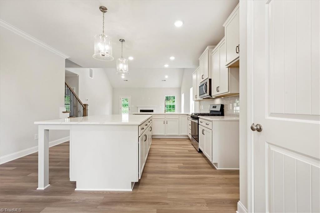 4098 Stallion Street High Point, NC 27262 - Photo 8 of 30 Gallery Image 8