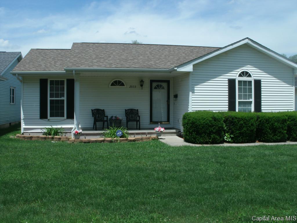 2033 East Adams Street Springfield, IL 62703 - Photo 1 of 16