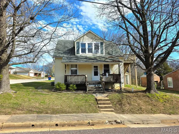 $289,900 | 600 Locust Street, Washington, MO 63090